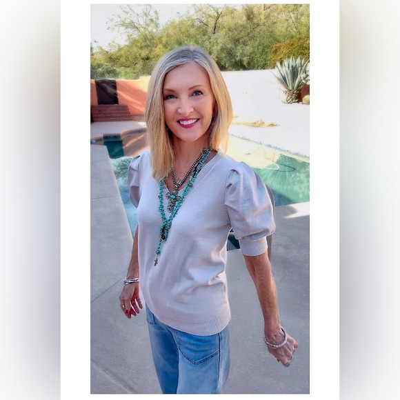 NWT GRAY PUFF SLEEVE SWEATER-S - Picture 6 of 11